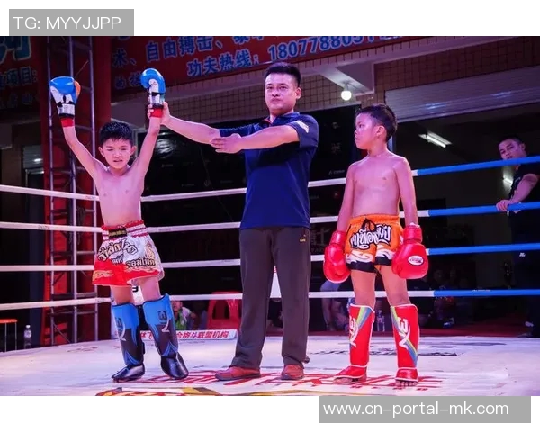 布莱德海登与一龙的巅峰对决谁将成为搏击界的新传奇